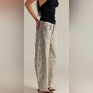 Free People Good Luck Barrel, Gorgeous New Print, Size 27, nwot